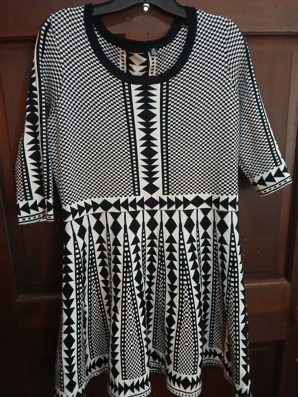 Nina Leonard Black and White Geometric Fit-and-Flare Dress Size XXL